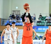 프로농구 '신생팀' 캐롯 공식전 첫 승리..LG도 상무 제압