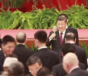 '시진핑 대관식' 앞둔 中, 국산 대형 여객기 개발 성과 부각