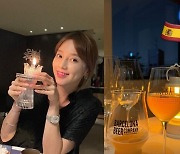 '10월 결혼' 아유미, ♥예비 신랑과 데이트 즐기나..잔에 비친 실루엣 누구? [TEN★]