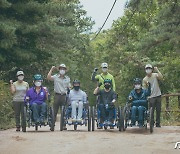 장애 교통약자도 도봉산 송추계곡·우이령길 산악 휠체어로 탐방한다