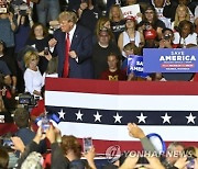 USA DONALD J. TRUMP RALLY