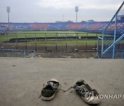 APTOPIX Indonesia Soccer Deaths