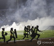 민병대 같은 인니 축구팬..광적인 응원문화에 사망사건 잇따라