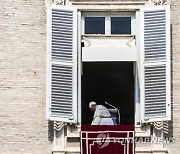 VATICAN POPE ANGELUS PRAYER