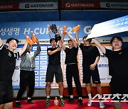 [포토] 서울지역 챔피언에 등극한 팀 토일렛