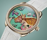 에르메스, 2022 봄/여름 컬렉션 '아쏘 에르메스 스토리 시계' 선보여