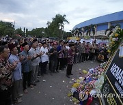 APTOPIX Indonesia Soccer Deaths