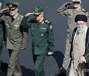 '히잡 시위'에 입 연 이란 최고지도자 "미국·이스라엘의 계획"