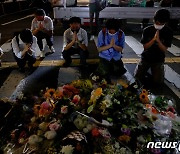 日 아베 피격 현장에 위령비 설치 안 한다.."교통안전상의 이유"