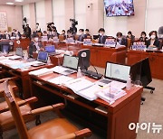 [2022 국감] 법사위 '문재인 감사'·'이재명 재판' 격돌