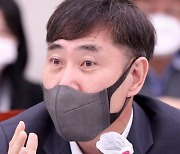 "文정부, 유엔 대북제재 이행 안했다..北저작권료 20억 미동결"