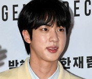 BTS 진, 입대 D-2개월..문체부 장관 "방탄소년단 병역 문제, 12월 내로 결정"