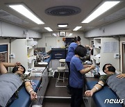 '혈액 부족' 극복 위해 팔 걷은 육군 2공병여단 장병들