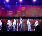 ENHYPEN, 애너하임서 미국 투어 시작..'MANIFESTO' 성황리 개최