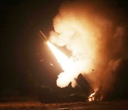 ROK-US Launch Four Missiles into the East Sea: A Hyeonmu Missile Malfunctioned and Fell