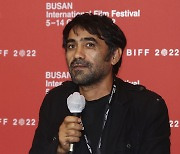 27th BIFF opens with Iranian film 'Scent of Wind'