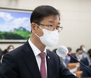 이정식 고용장관 "일자리 미스매치·양극화 문제 해결 위해 노력"