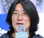 [TD포토] 질문에 답하는 '진검승부' 김성호 감독