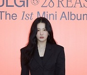 레드벨벳 슬기 첫 솔로 앨범 아이튠즈 30개국 차트서 1위