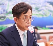 [국감]증인 출석한 정익희 HDC현대 산업개발 대표