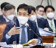 김주현 "가계대출 심각성 고려하면 총량규제도 필요하다"