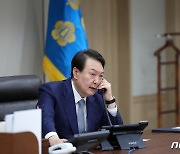 尹대통령-기시다 '대북 엄정 대응 협력..한일 수시소통' 공감(종합)
