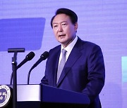 尹대통령 "제대군인 복지·권익 증진 위해 적극 노력"