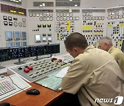 푸틴, 우크라 자포리자 원전 "국유화"..핵 재앙 경고 커져