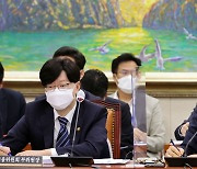 김주현 "금융위 공무원들, 론스타 관련 부당행위 안 했다"