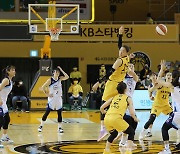 2022-23 여자프로농구 30일 개막..신한-KB 격돌