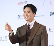 박찬욱 감독상·박해일-탕웨이 주연상..'헤어질 결심' 5관왕 싹쓸이 (2022부일영화상)[종합]