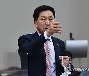 합참 국감, 한미일 동해 미사일방어훈련 놓고 고성 오가다 파행