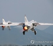 [1보] "北, 시위성 편대비행..군, 압도적 전력으로 대응"