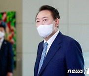 윤 대통령 "한미일, 北 도발 긴밀한 안보협력제제 구축해 대응"