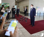 윤 대통령 "여가부 폐지, '피해호소인' 시각 탈피하자는 것"