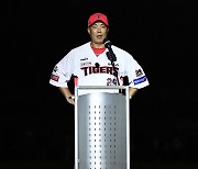 [포토] KIA 나지완 '울컥하는 순간'