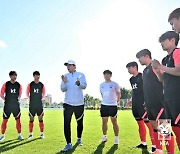 '26명 중 24명 대학선수' 황선홍호 10월 명단 발표.."대학축구 잠재력 기대"