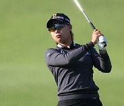 샷감 많이 올라온 정윤지, 시즌 2승 겨냥 [KLPGA 하이트진로 챔피언십]