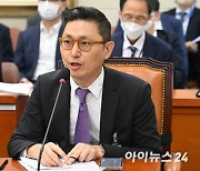 [포토]답변하는 안철현 애플코리아 대외협력총괄 부사장