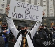 노벨평화상에 '우크라 침공' 푸틴 권위주의 맞선 인권운동가·단체
