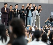 '한산: 용의 출현' 부산국제영화제 야외 무대인사