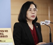 김현숙 "여가부 폐지, 성평등 정책강화"..여성계 반발