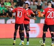 '래쉬포드 멀티골' 맨유, 오모니아 원정 3-2 역전승..2위 유지 [UEL E조 리뷰]