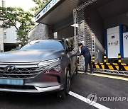 서울 사대문 안에 첫 수소충전소..하루 차량 25대 충전 가능(종합)