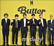 방탄소년단, '더팩트뮤직어워즈' 5년 연속 대상!.."조만간 많은 것 정리될 것" [종합]