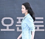 이지은(아이유),'부산영화제 오프토크, 아름다운 입장' [사진]