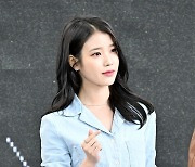 이지은(아이유),'사랑의 손하트' [사진]