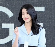 아이유 "파워 연예인 강동원, '브로커'서 수더분..바로 이입" (종합)[BIFF 2022]