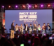 NCT 127, 美 전역 인기 입증.. 5천여 팬 운집