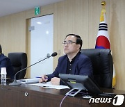 긴급 NSC 상임위 주재하는 김성한 안보실장